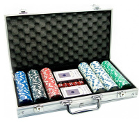 Набор для игры в покер на 300 фишек. Алюминиевый кейс