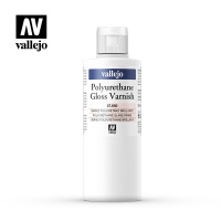 Полиуретановый глянцевый лак Vallejo Varnish - Polyurethane Gloss Varnish (27650) 200 мл