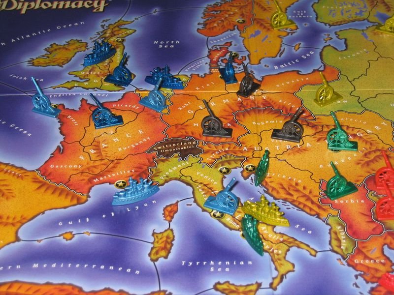 Дипломатия и переговоры в настольных играх